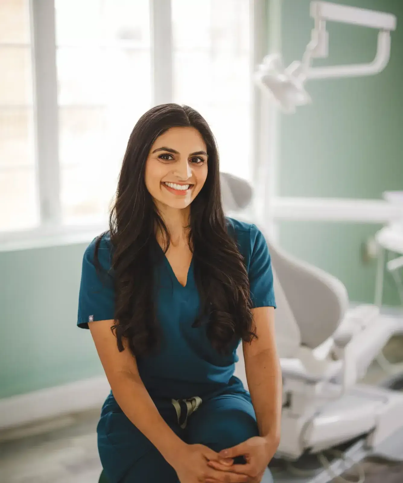 What Are the Benefits of Having a Bilingual Dentist?