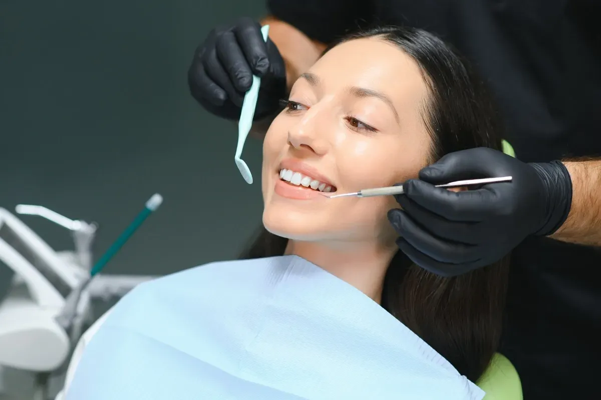 Eating with a Cosmetic Smile: Tips for Coffee & Curry
